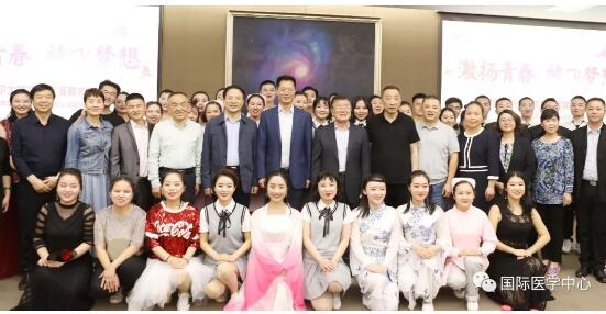 激揚(yáng)青春 放飛夢(mèng)想