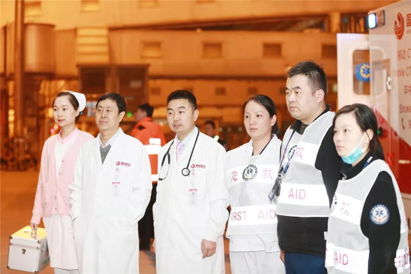 跨國救援，我們?cè)谖靼步幽丶?