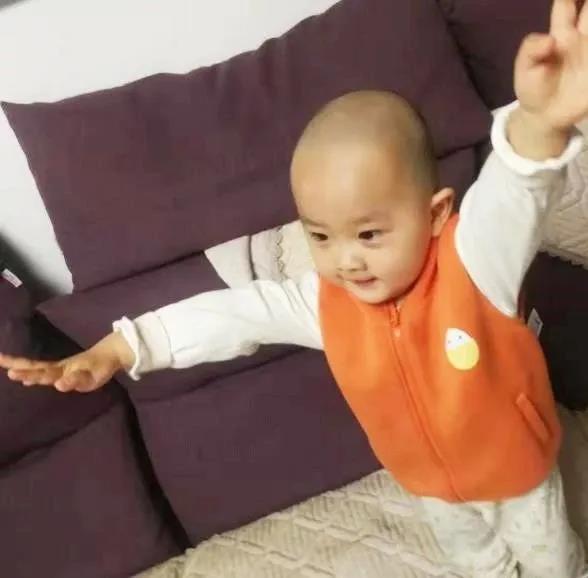 【戰(zhàn)“疫”日記】媽媽，請抱抱我！