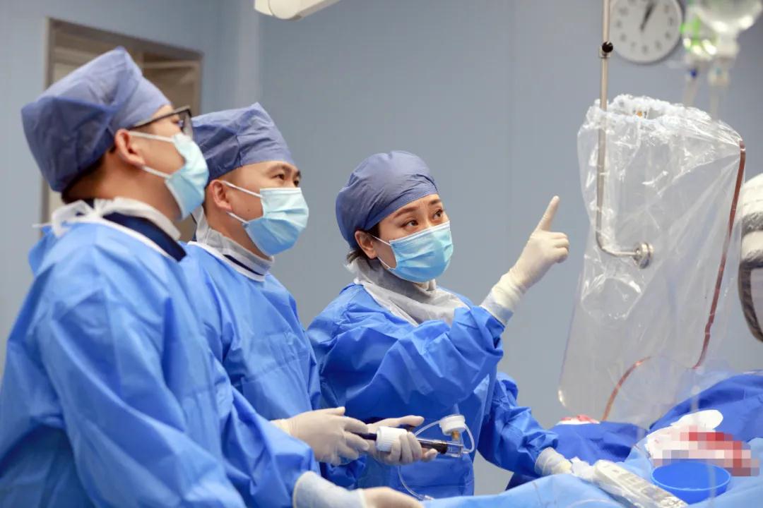 60分鐘打通“心路”！小伙子沖進(jìn)診室，激動地說：我可找到你了！