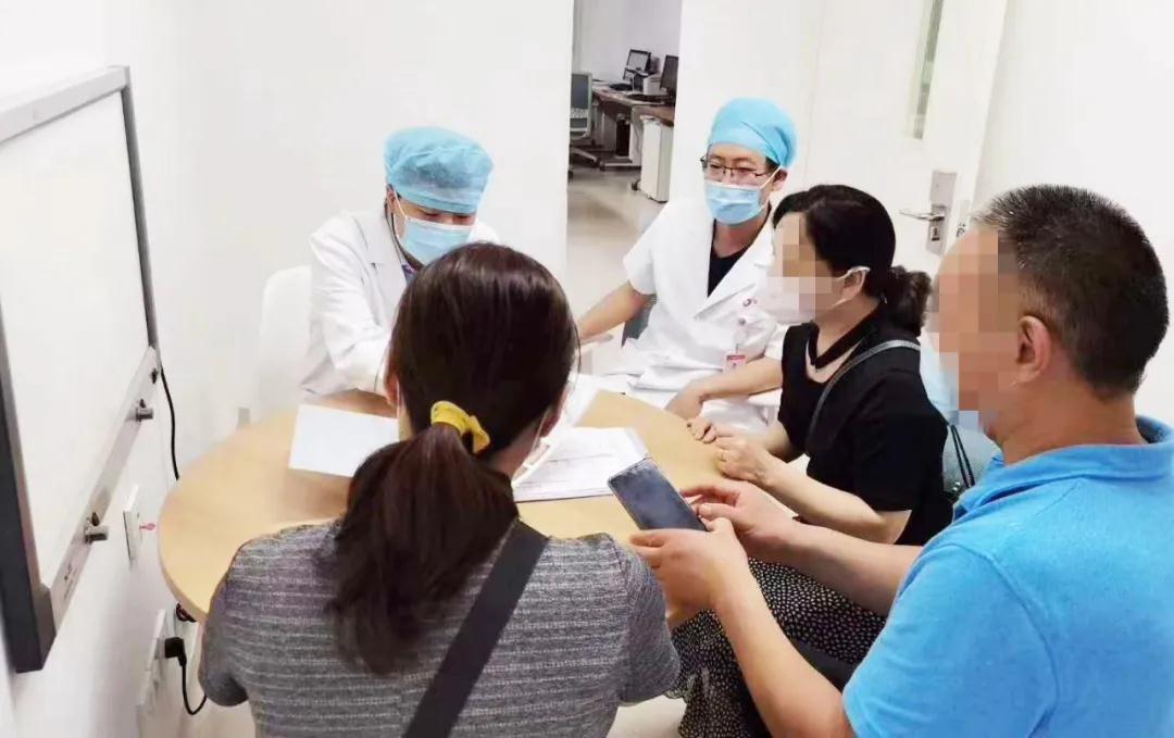 險！桃核卡在氣道上  這個急救方法你得掌握