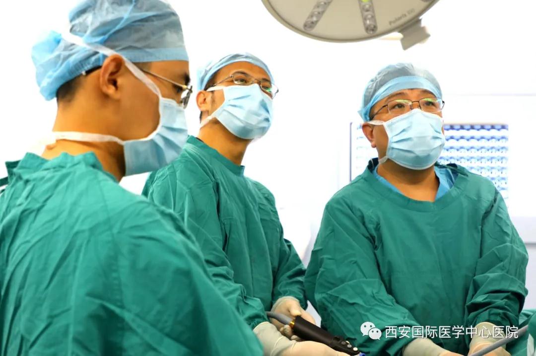 19年了，手上“汗流成河”！兩個(gè)小切口就治好這個(gè)“怪病”