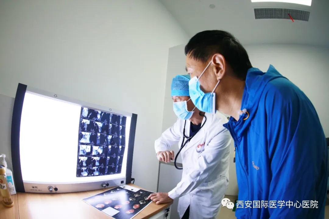 原點(diǎn)新聞—我不是醫(yī)神，我只是個有愛心的醫(yī)生！