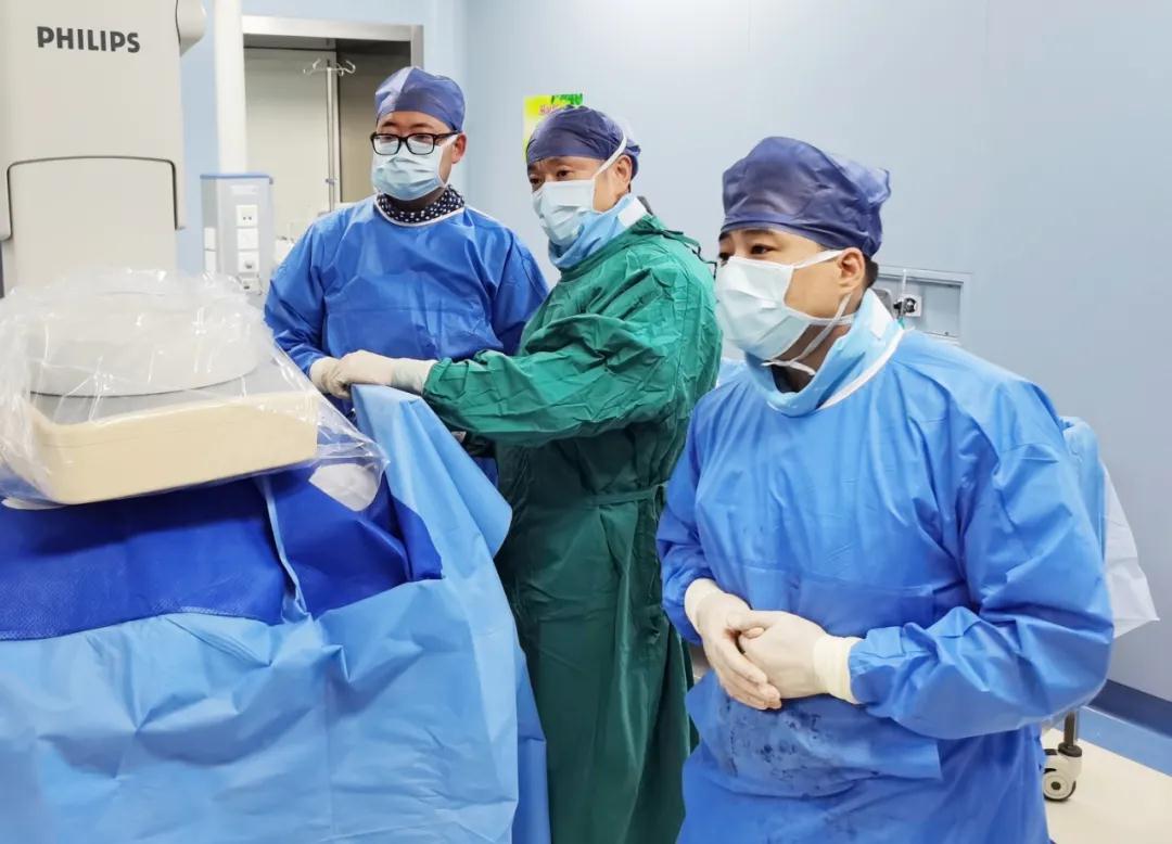 百歲老人吃飯難題解決了！