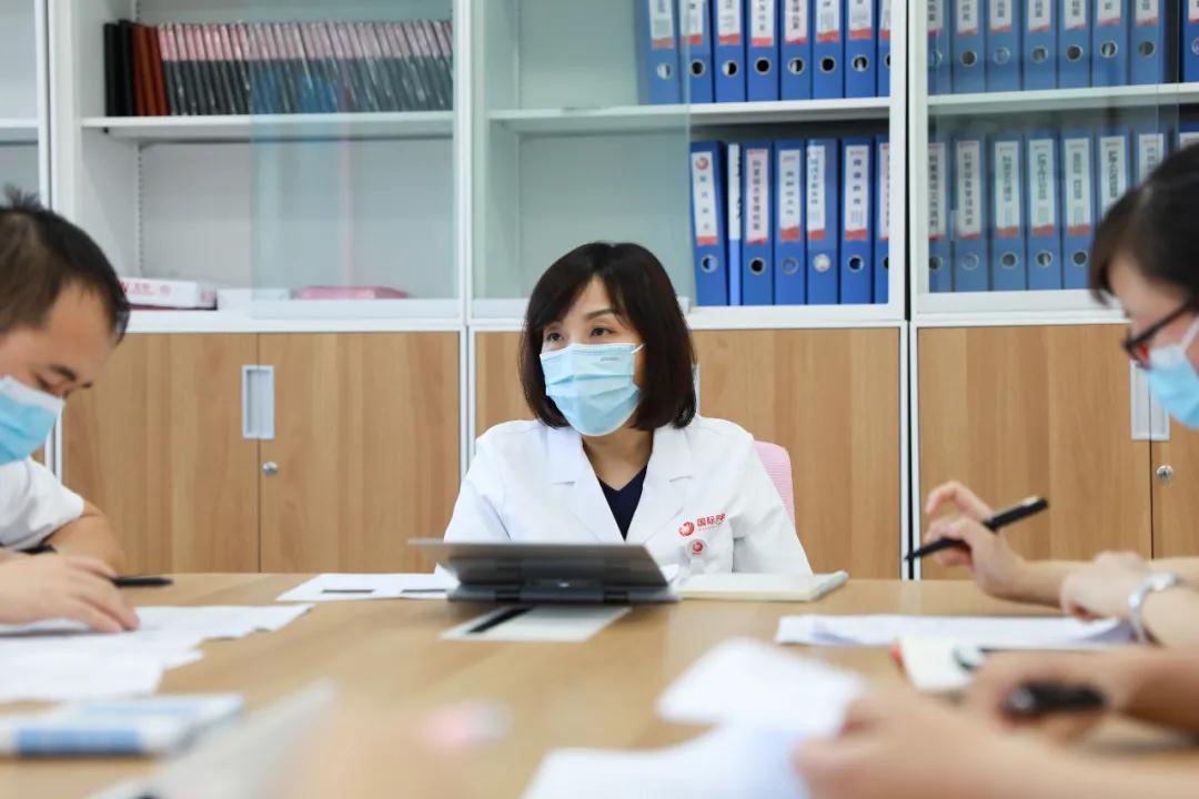 陽(yáng)光網(wǎng)—薛妍：醫(yī)生要有溫度、有尺度、有深度