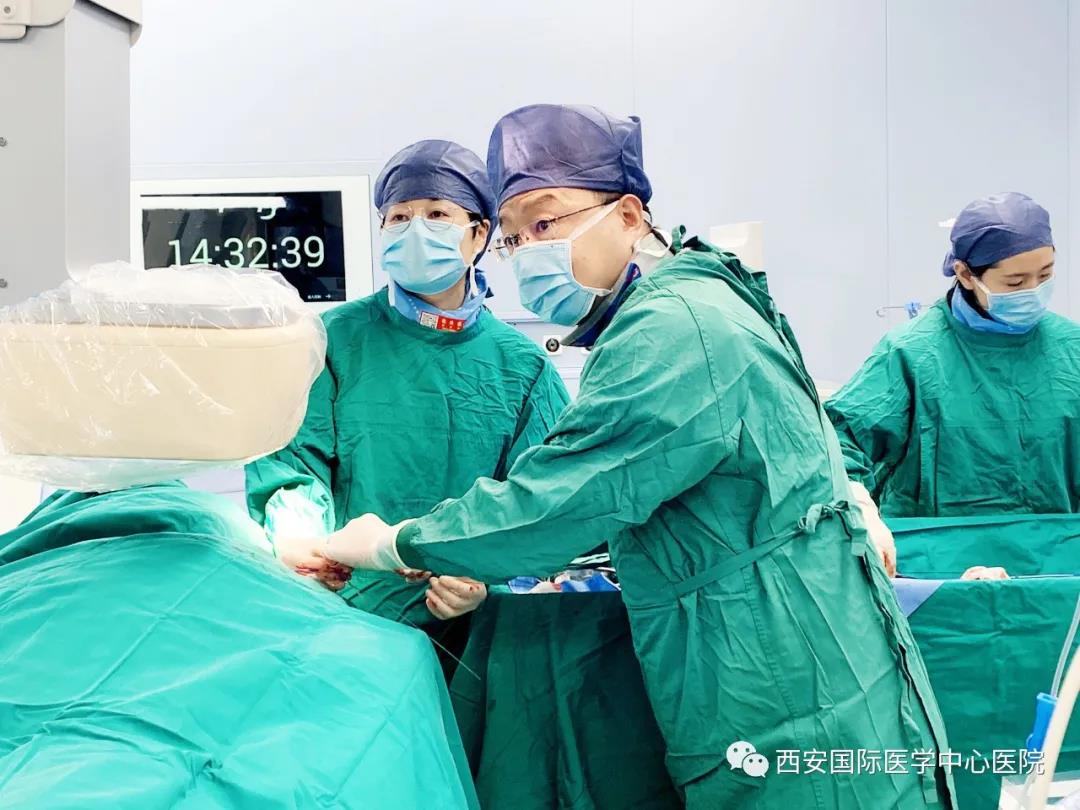 心內(nèi)心外聯(lián)手，為年輕生命保駕續(xù)航