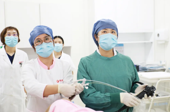 闌尾炎一定要做手術(shù)嗎？創(chuàng)傷小、無疤痕……來看看這個安全有效的內(nèi)鏡治療方法