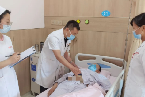 險！胸痛查出體內(nèi)的“不定時炸彈” 醫(yī)生妙手成功“拆彈”