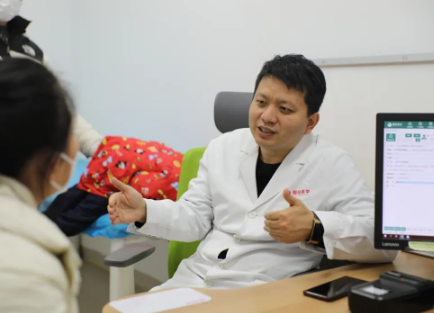 腦癱偏癱患者福音！我院“腦癱偏癱完美梯度療法診療”門診開診