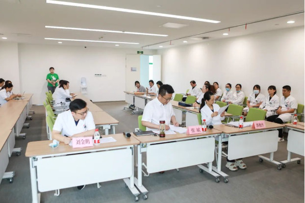 助推學(xué)科高質(zhì)量發(fā)展！我院舉行2021年院級課題中期答辯會