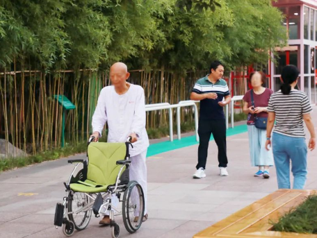 住院期間也能給健康加分？每周一、三、五動(dòng)起來(lái)，為健康打卡！