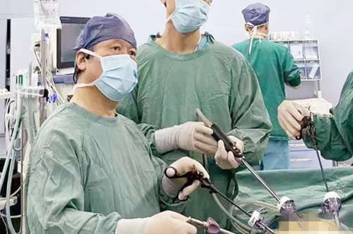 68cm橡膠水管吞入腹中！我院普外科腹腔鏡微創(chuàng)手術(shù)緊急施救！