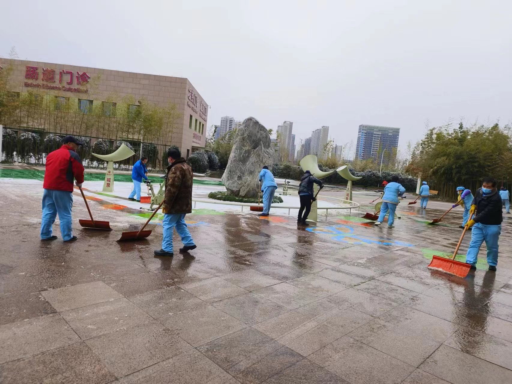 雪很美，他們也很美