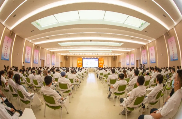 院士講堂 精彩紛呈！中國(guó)科學(xué)院竇科峰院士講授器官移植發(fā)展現(xiàn)狀