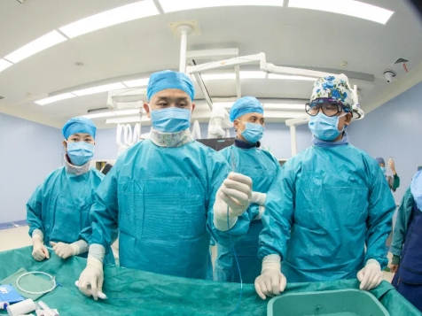 高血壓微創(chuàng)介入診療取得突破！我院成功實施經(jīng)皮腎動脈去交感神經(jīng)術(shù)