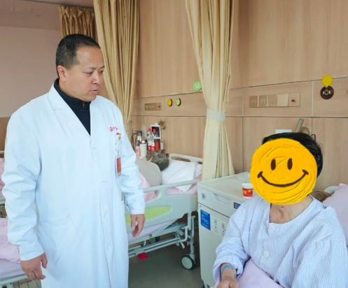 視力模糊、頭暈頭痛？專家：這項(xiàng)顱內(nèi)腫瘤檢查必不可少